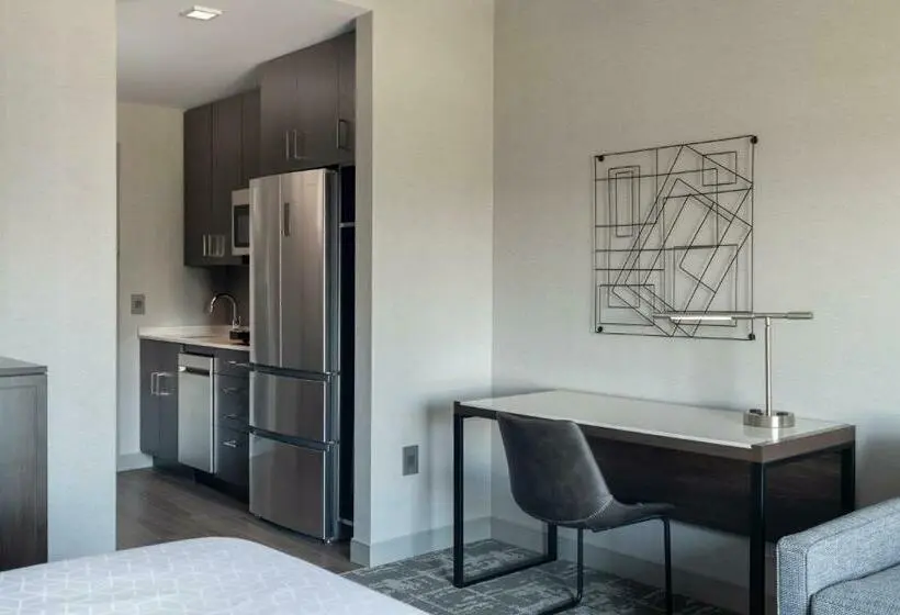 Standard-studio, Staybridge Suites   Boston Logan Airport   Revere, An Ihg