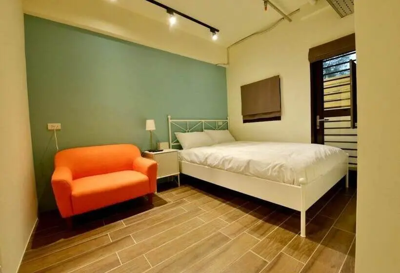 اتاق استاندارد, Enter Inn Ta   Hostel