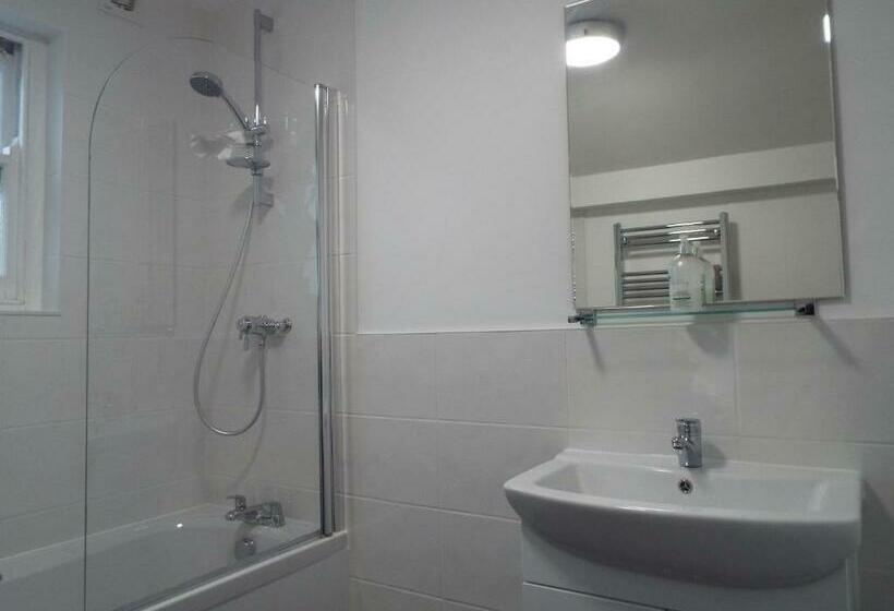 스탠다드 룸, Corner House Guest House