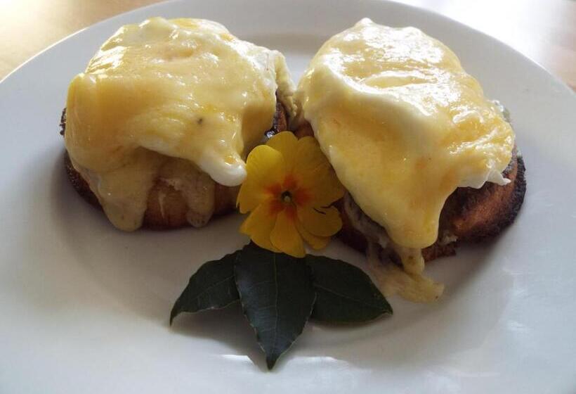 패밀리 룸, Corner House Guest House