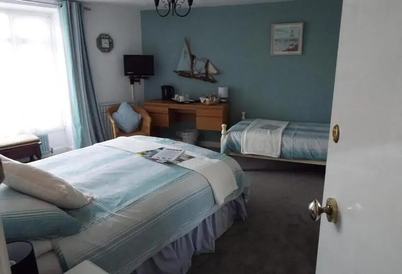 ファミリールーム, Corner House Guest House