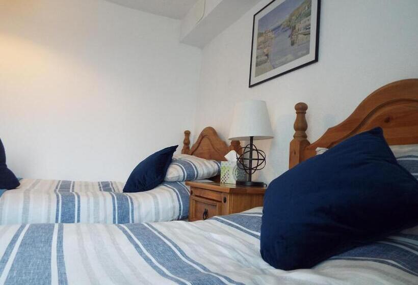 스탠다드 룸, Corner House Guest House