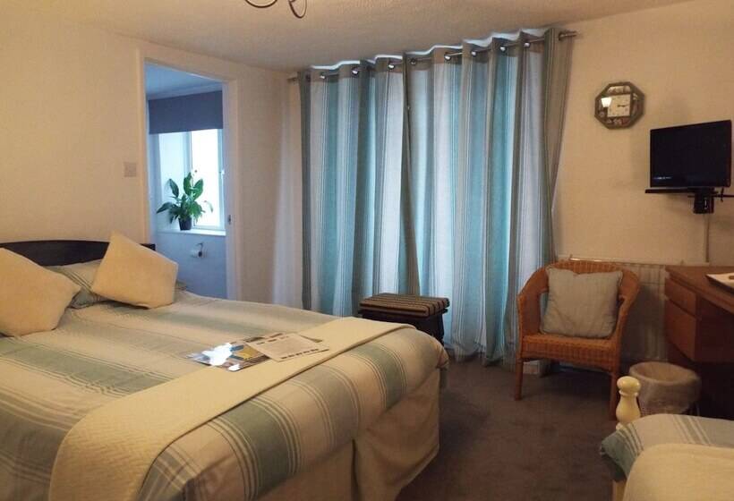 패밀리 룸, Corner House Guest House