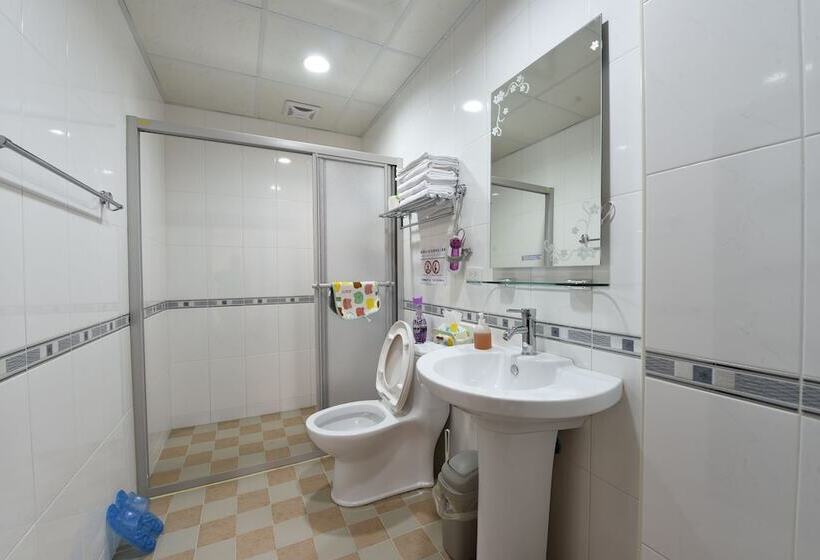 سوییت, Bonito Inn Hostel