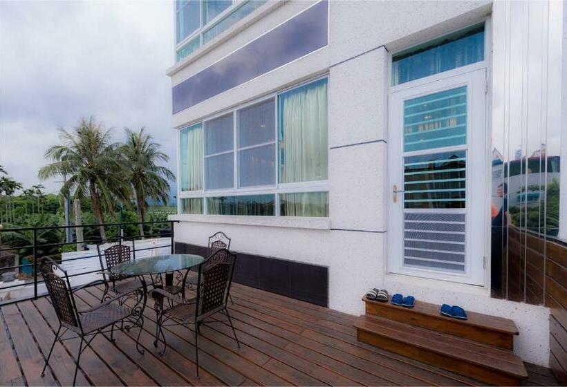 اتاق لوکس چهار تخته, Taitung Quality B&b