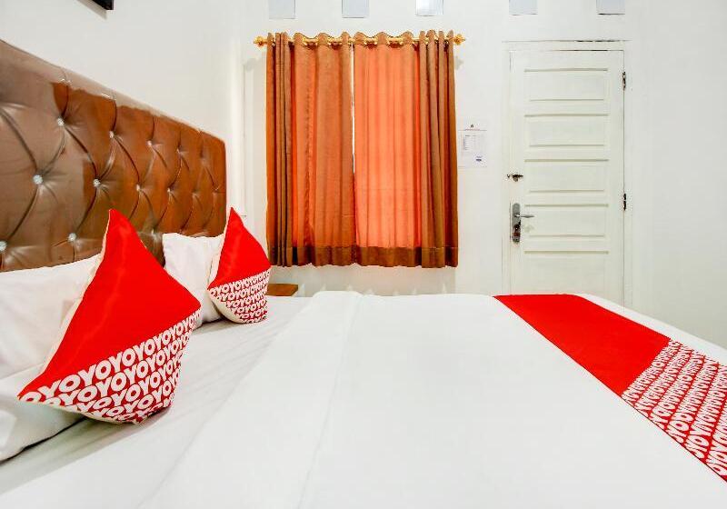 Deluxe Rum, Oyo 3415 Kost Wimane