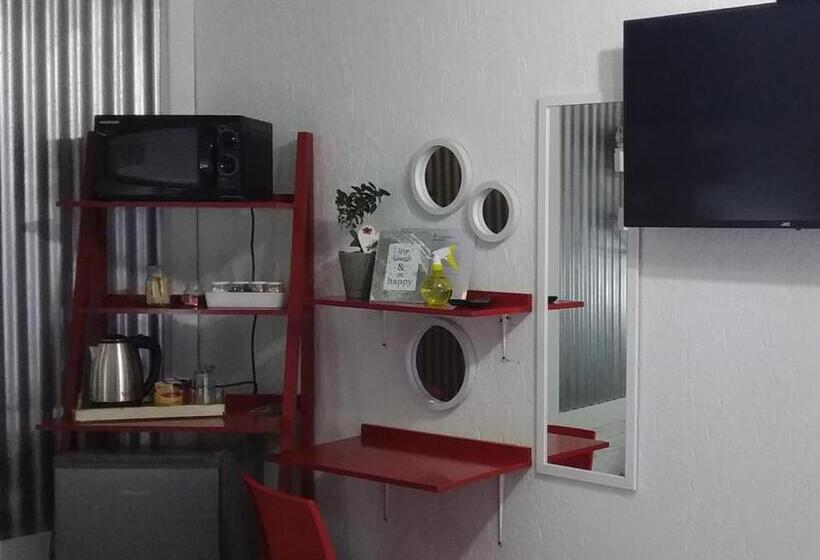 デラックスルーム, Mykhaya Your Home Away From Home