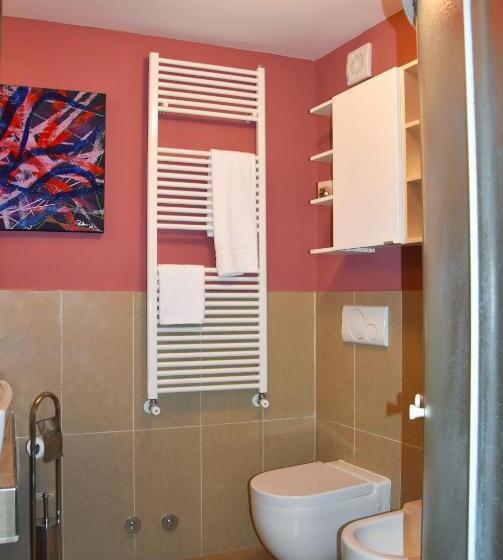 اتاق لوکس, Il Peperino Guesthouse