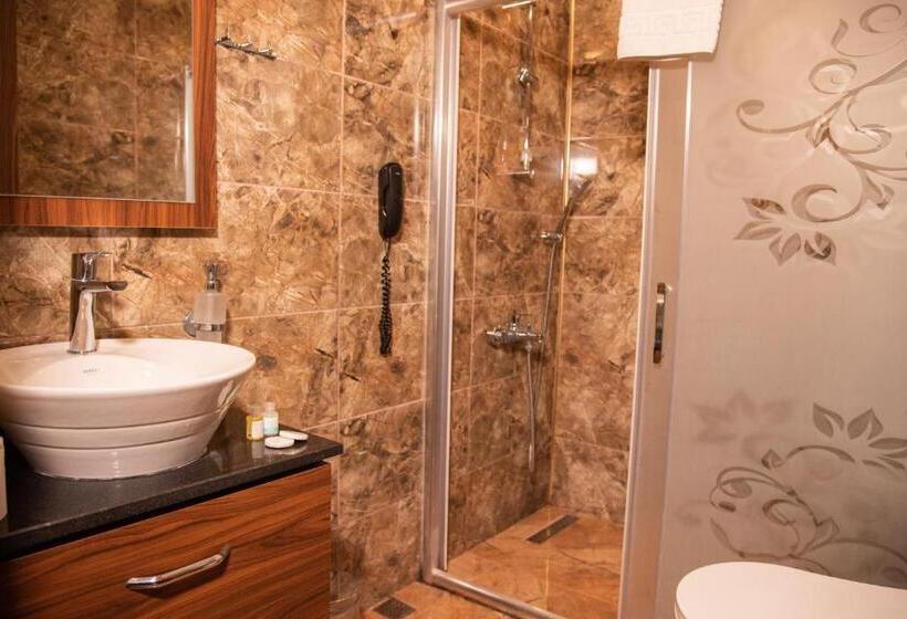 Quarto Familiar, Deryaman Hotel Trabzon