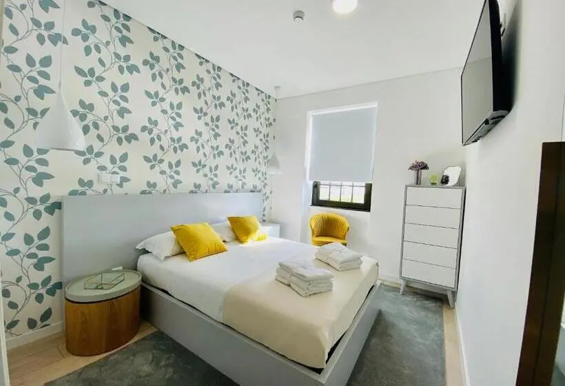スーペリアールーム, Family Hostel Costa Nova