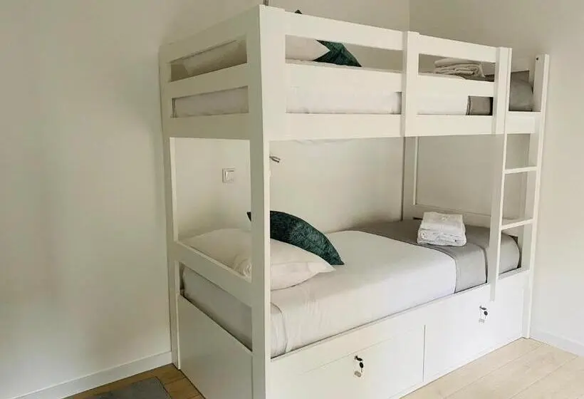 ファミリールーム, Family Hostel Costa Nova