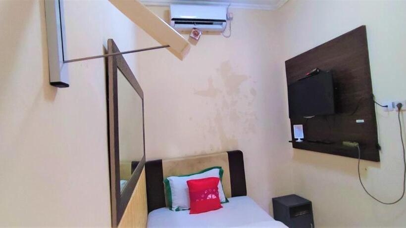 Standard Enkelrum, Bakom Inn Syariah