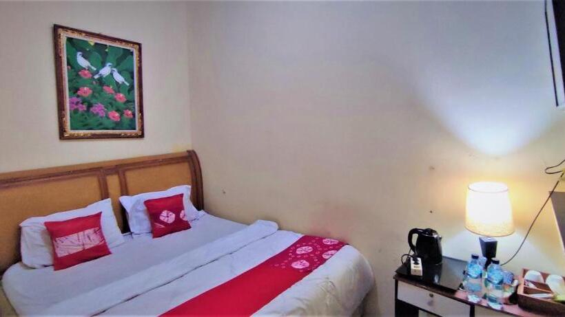 Deluxe Rum, Bakom Inn Syariah