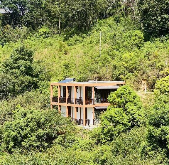 스탠다드 룸 산 전망, La Seran Eco Resort