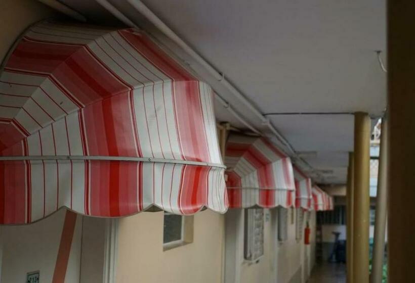 חדר סטנדרט, Metrópole