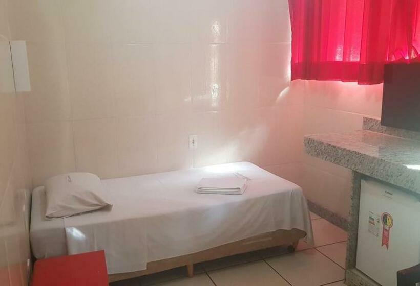 חדר סטנדרט יחיד, Metrópole