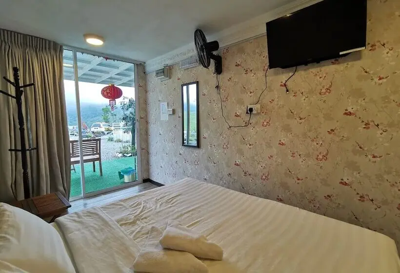 デラックスルーム, Oyo 89969 Mount Hill Villa Kundasang