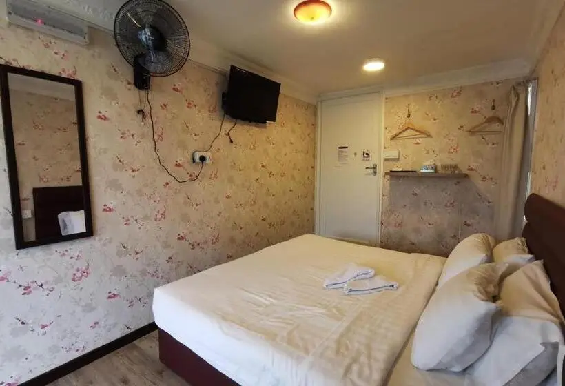 キングサイズベッドのデラックスルーム, Oyo 89969 Mount Hill Villa Kundasang