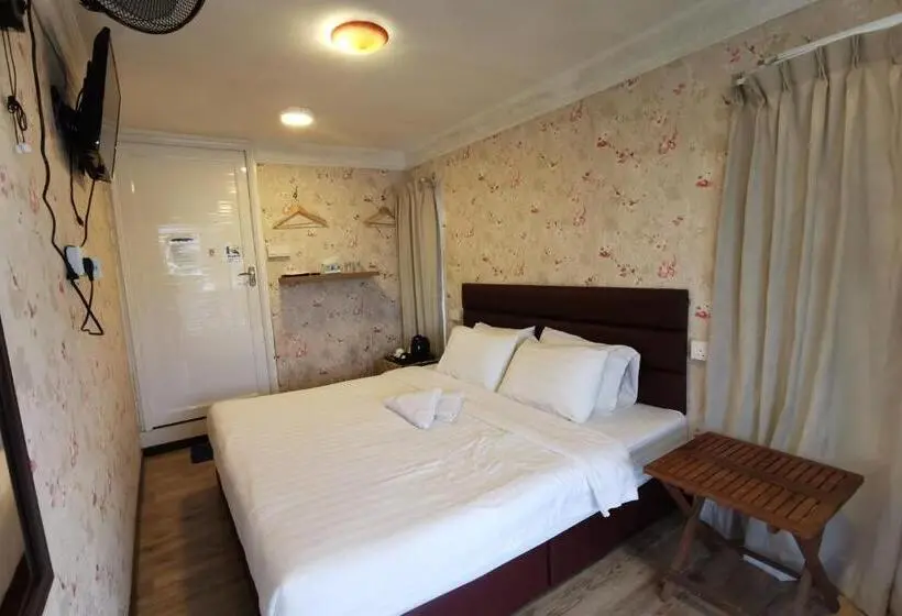 キングサイズベッドのデラックスルーム, Oyo 89969 Mount Hill Villa Kundasang