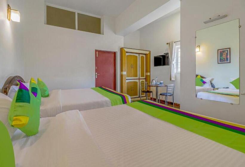 غرفة ديلوكس, Treebo Benaka Residency