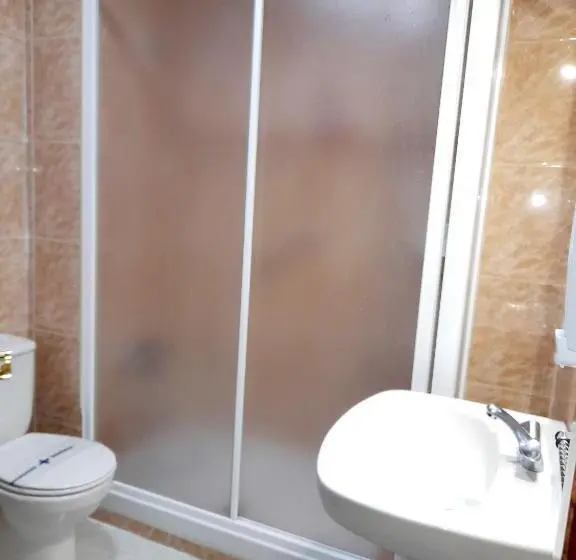 اتاق استاندارد, Hostal Doña María
