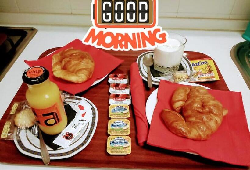 Люкс, Hostal Doña María