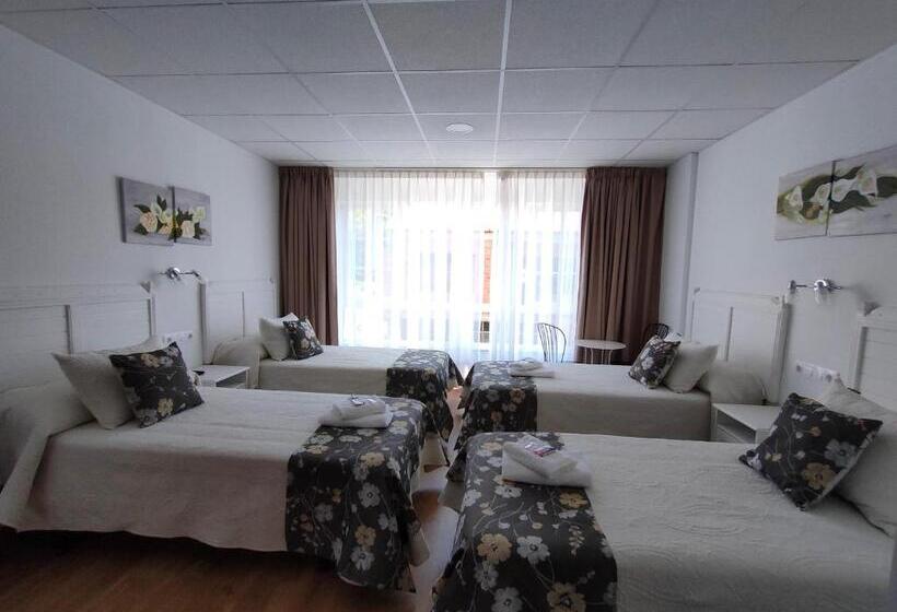 4인용 스탠다드 룸, Lar Do Peregrino