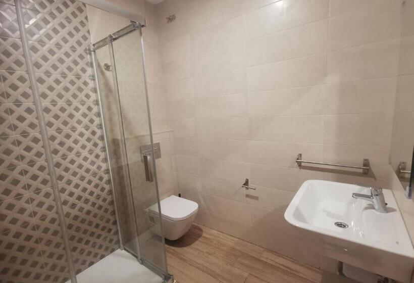 디럭스 룸, Lar Do Peregrino