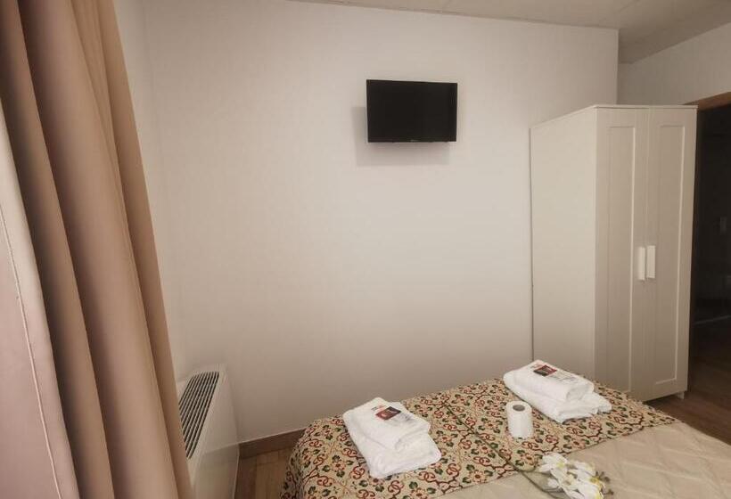 디럭스 룸, Lar Do Peregrino