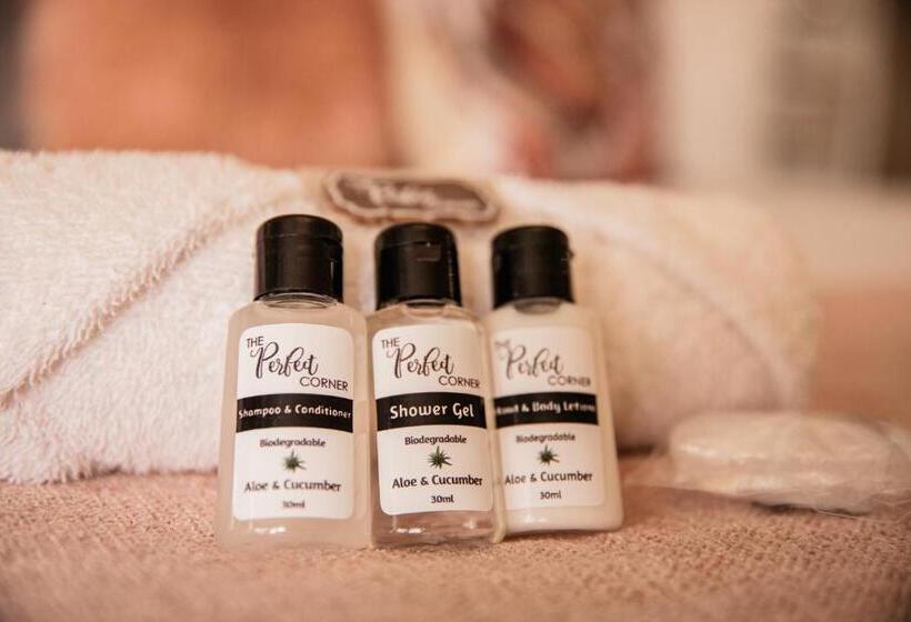 غرفة عائلية, The Perfect Corner Guesthouse