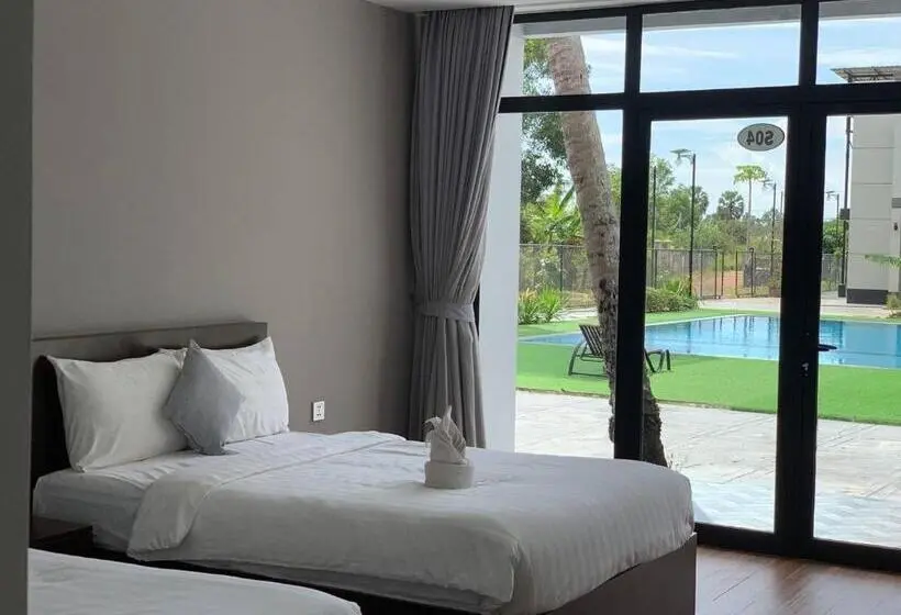 اتاق سوپریور با چشم‌انداز استخر, Adventure Dome Resort