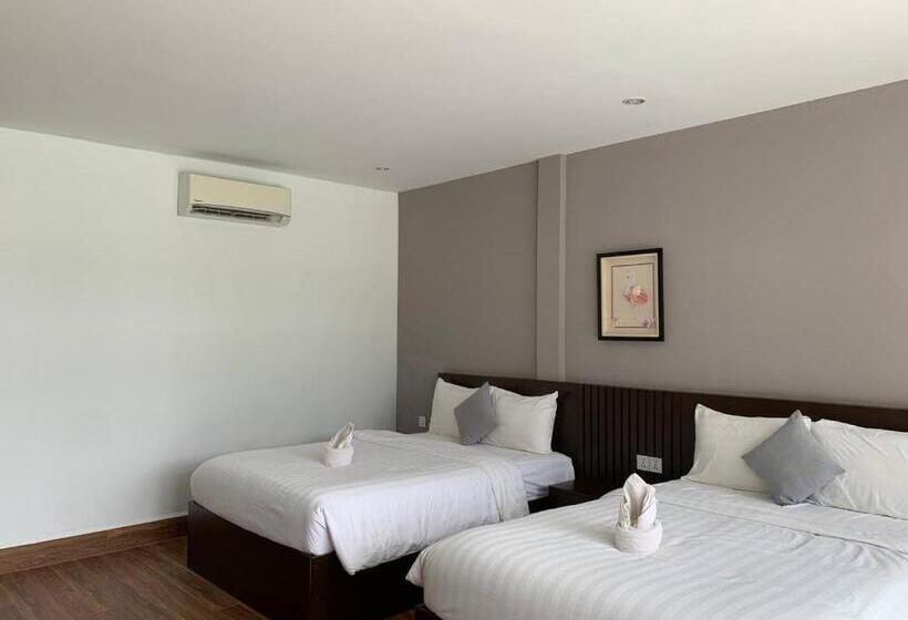 اتاق سوپریور با چشم‌انداز استخر, Adventure Dome Resort