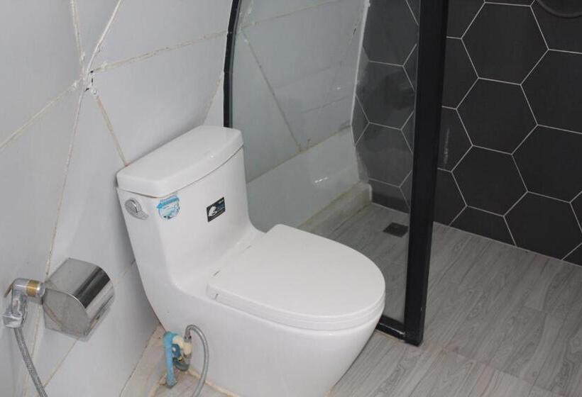 اتاق لوکس با بالکن, Adventure Dome Resort