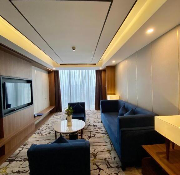 سوئیت با تخت بزرگ, Khách Sạn Toàn Thắng Stone