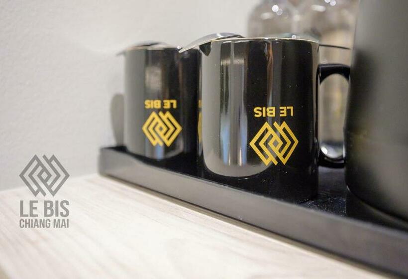 חדר דלוקס, Le Bis