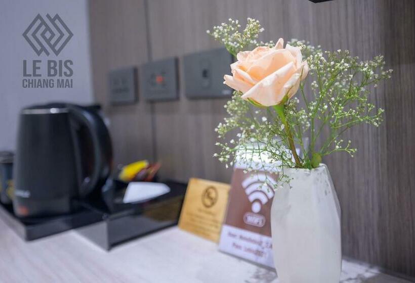 חדר דלוקס, Le Bis