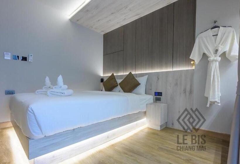 חדר דלוקס, Le Bis