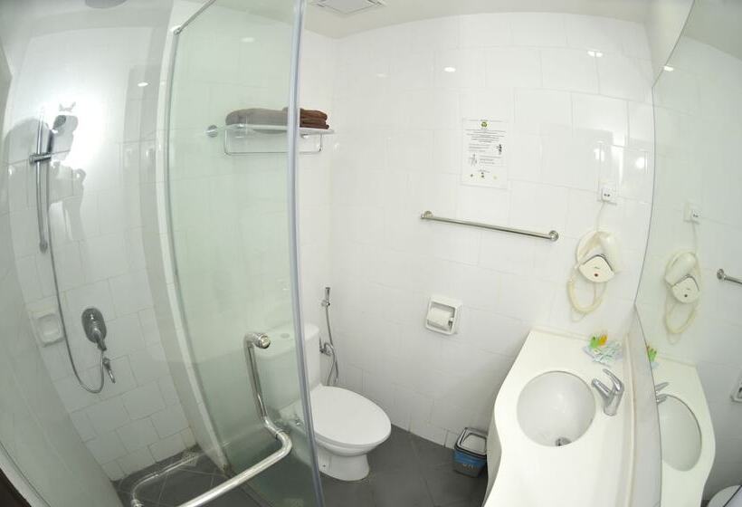 Quarto Estandar Vista Mar, Sipadan Inn 3