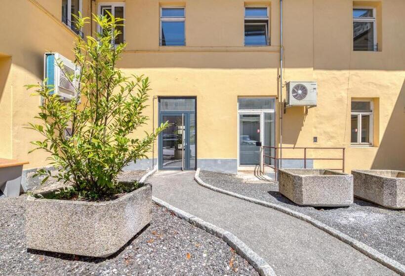 Люкс, Limehome Villach Kirchenplatz