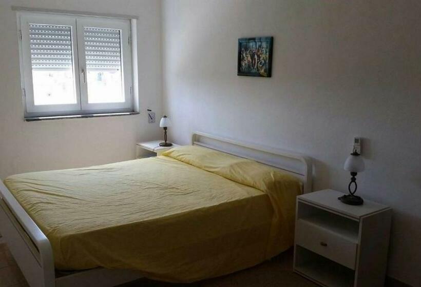 آپارتمان 1 خوابه با تراس, Residence Bluemarine