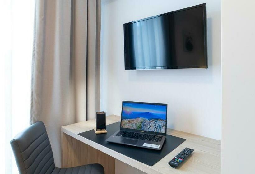 ２ベッドルームアパートメント, Tci Apartments