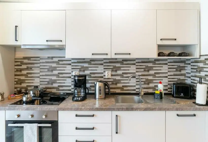 آپارتمان 2 خوابه, Tci Apartments
