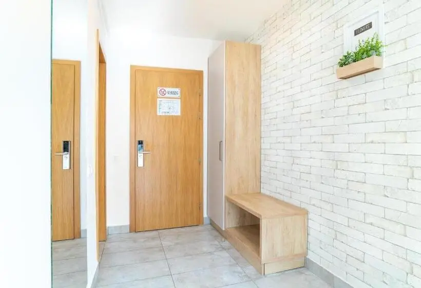 آپارتمان سوپریور 1 خوابه, Tci Apartments
