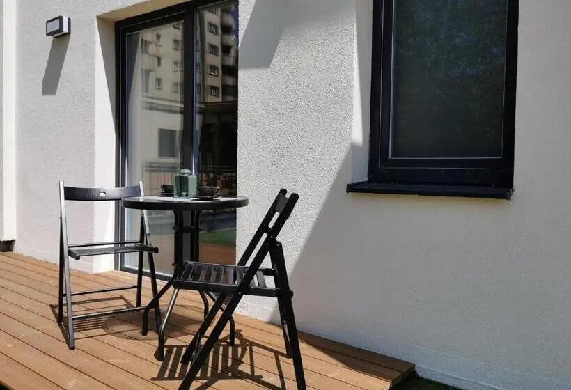 آپارتمان 1 خوابه با تراس, Tci Apartments