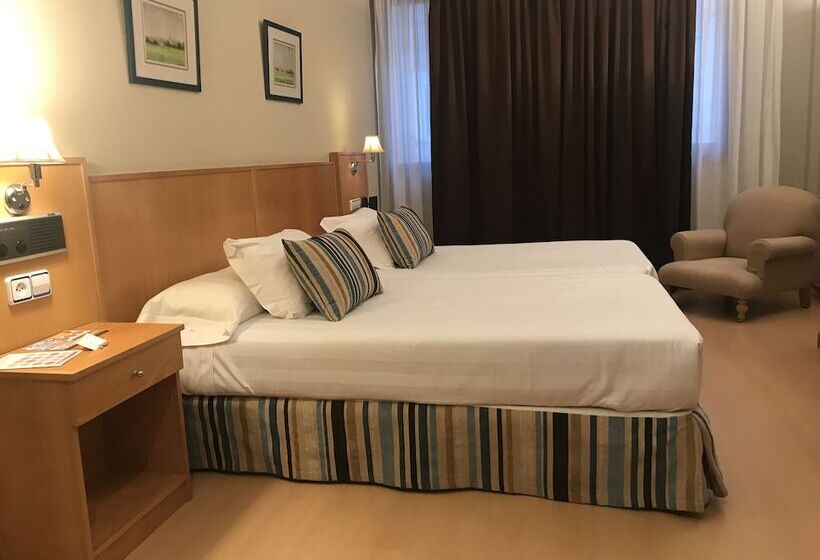 Номер Стандарт, Alda Castelao