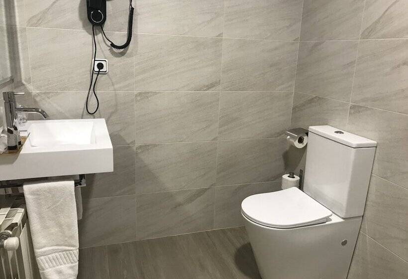 Номер Стандарт Трехместный, Alda Castelao