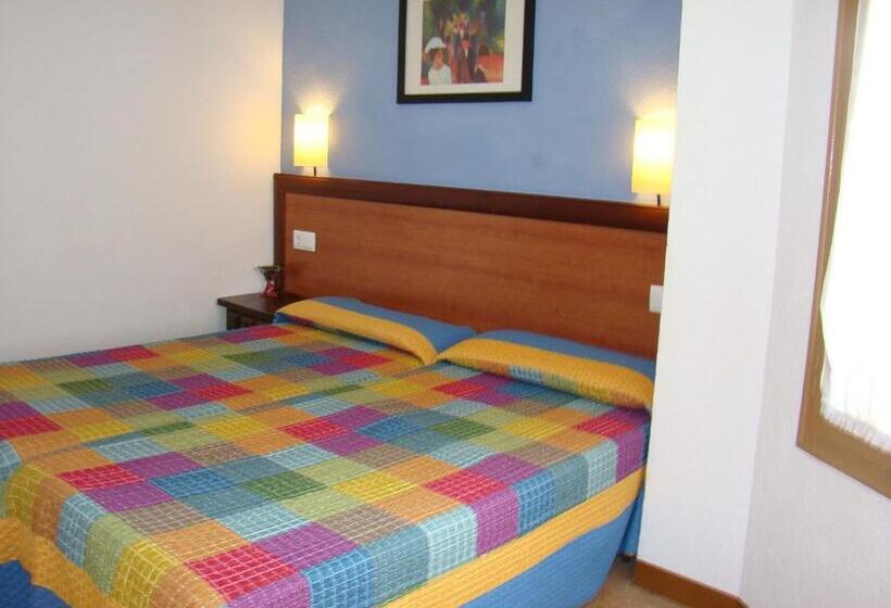 スタンダードルーム, Hostal Platja