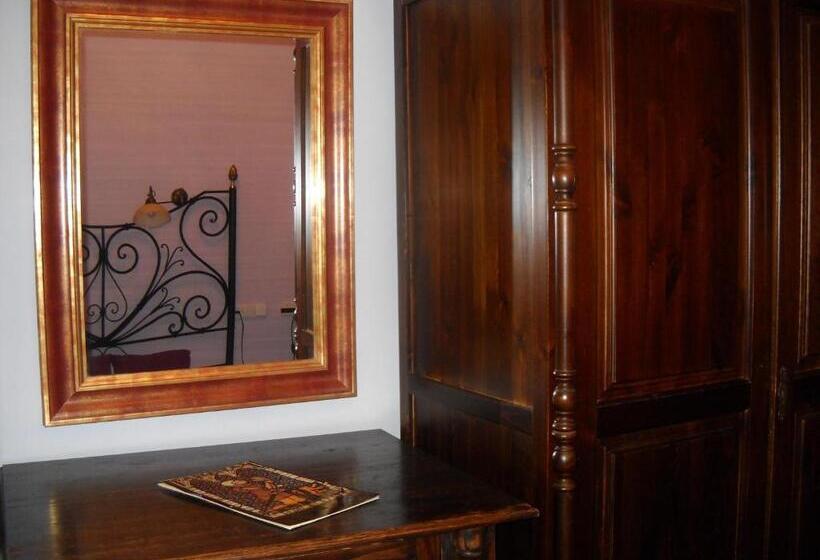 غرفة إقتصادية, Alvar Fanez