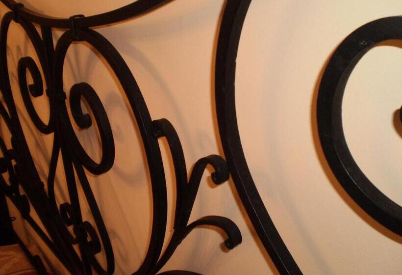 غرفة إقتصادية, Alvar Fanez