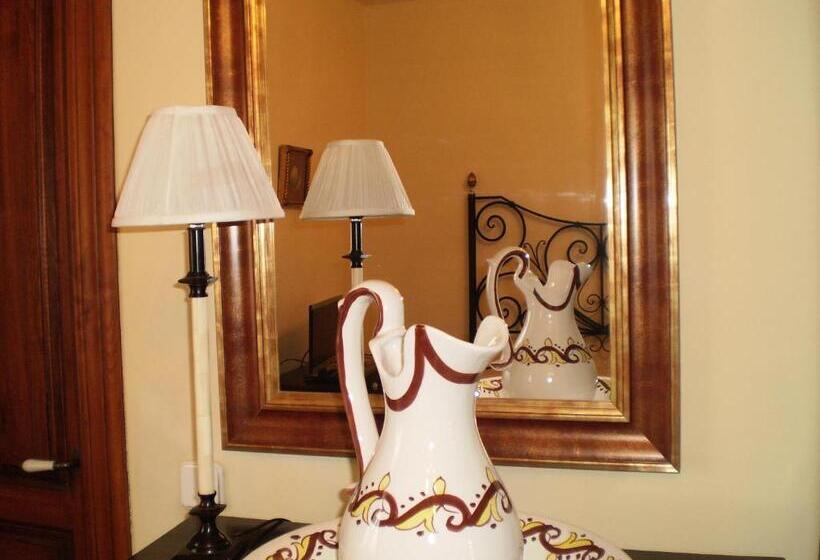 غرفة إقتصادية, Alvar Fanez